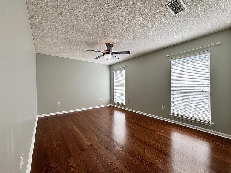 2995 Biloxi Trl — Photo 17