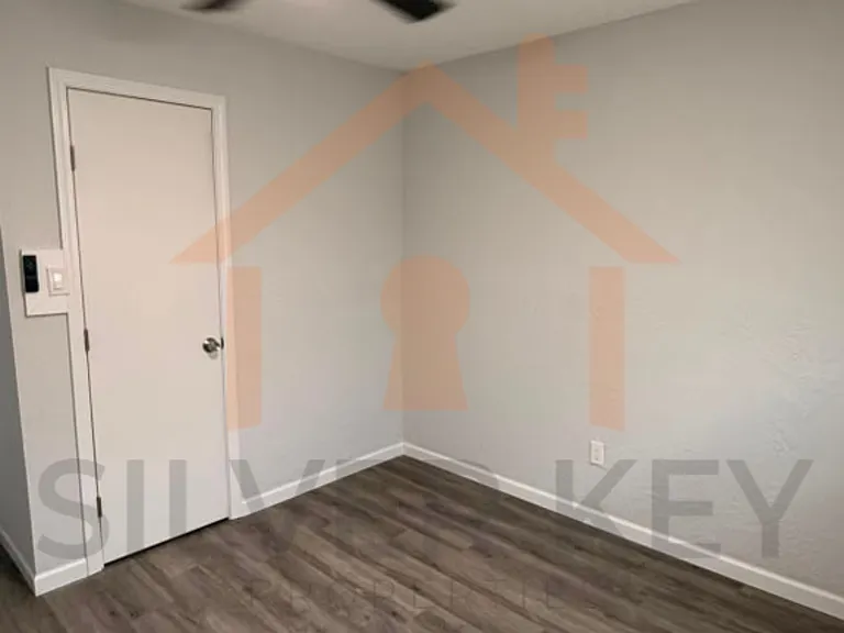 3413 SW Abilene Dr — Photo 23