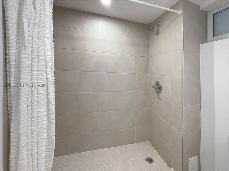1670 Bay Rd #2D — Photo 12