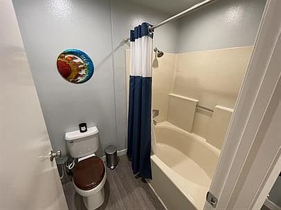 1st image of 3930 Centre St #201-1