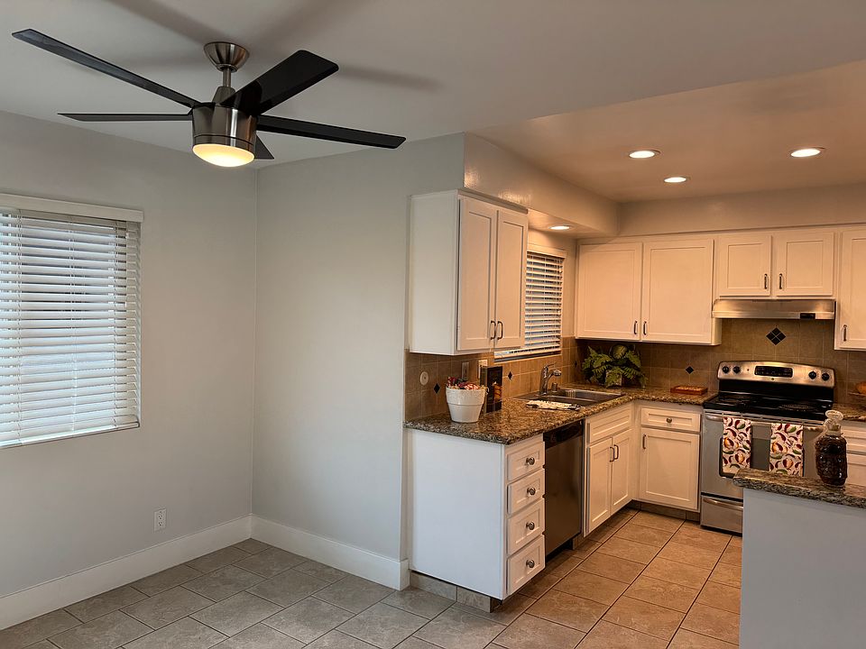 T16 kitchen