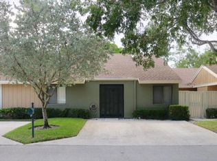 22295 Whistling Pines Ln, Boca Raton, FL 33428