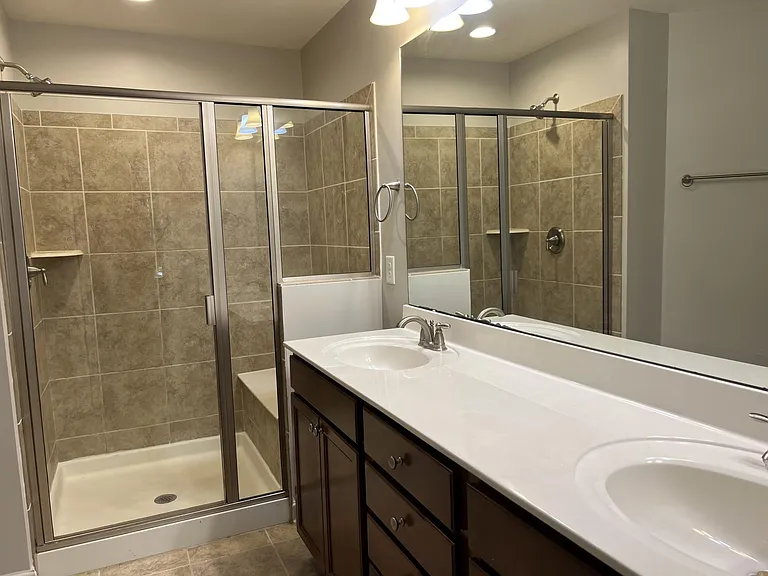 204 Alamosa Pl — Photo 9