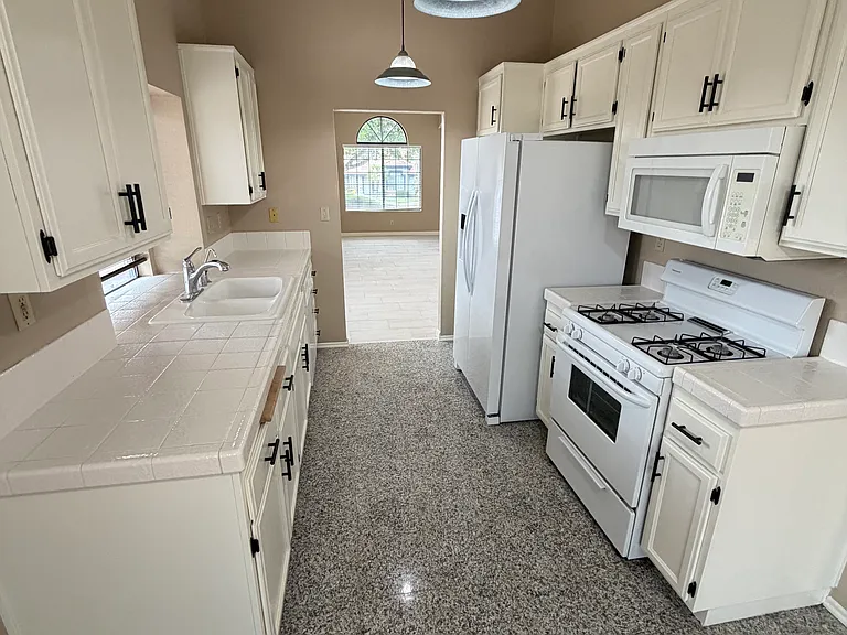 40517 Palmas Ct — Photo 3