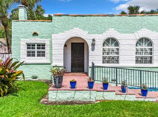 813 Kanuga Dr, West Palm Beach, FL 33401