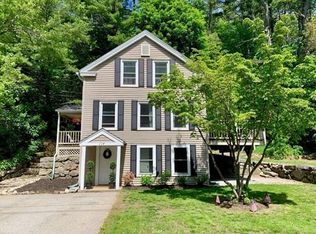 114 High St, Upton, MA 01568