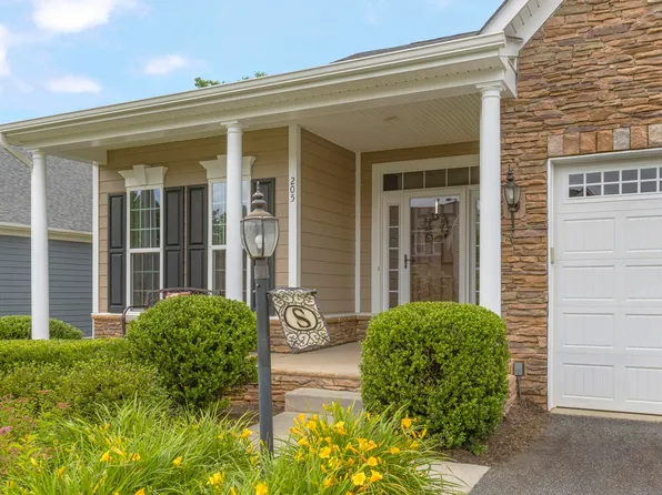 205 Appalachian Ln, Zion Crossroads, VA 22942