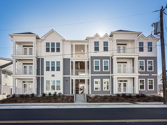 2nd image of 318-320 34th St #101