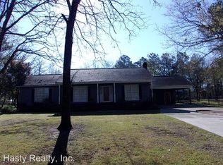 13001 Randomwood Dr, Laurinburg, NC 28352