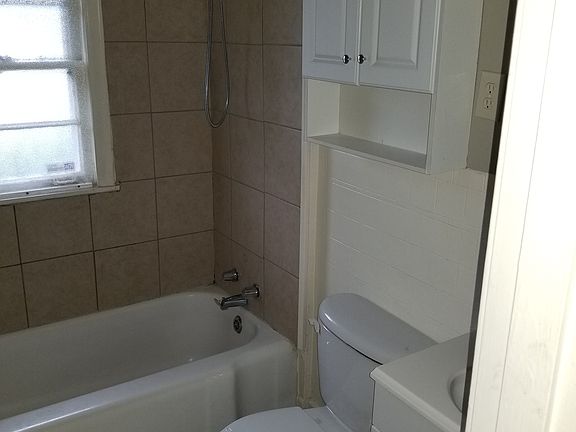 2nd image of 38 S Bingham St #38