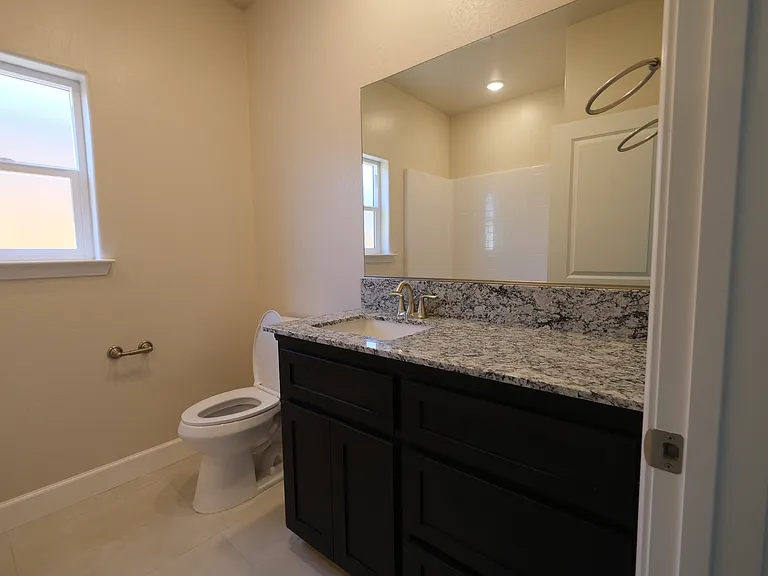 804 N Palm St — Photo 8