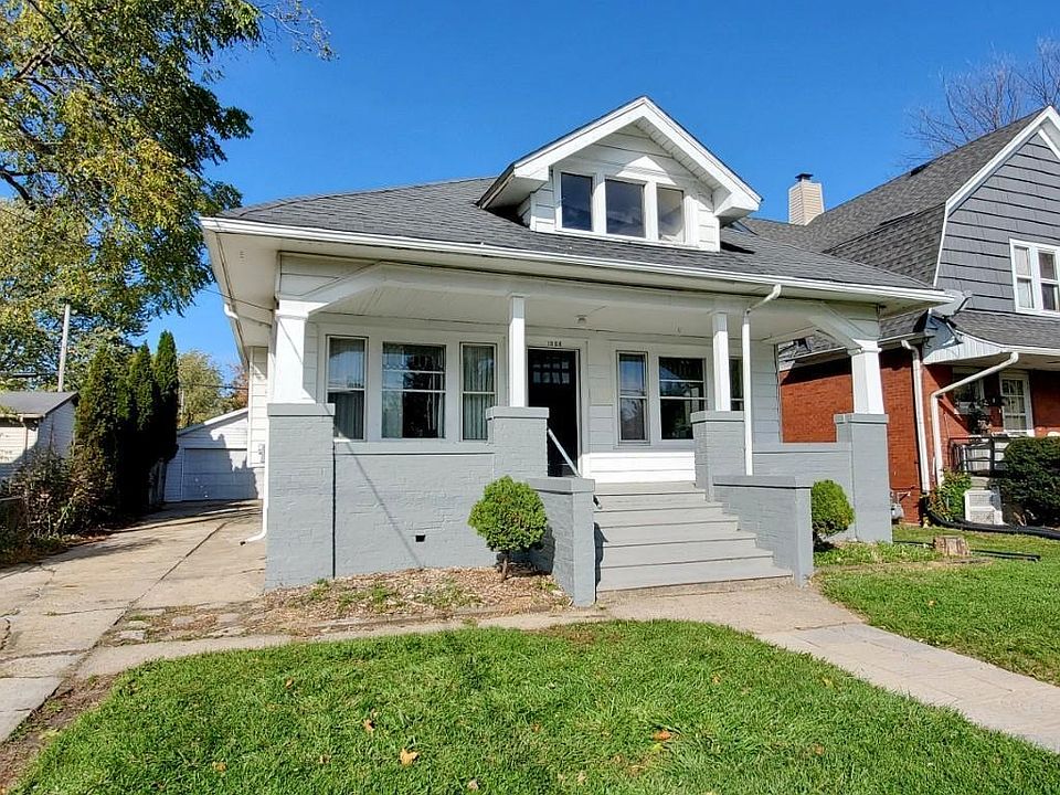 1st image of 1906 50th St