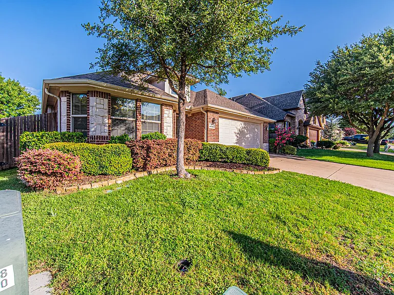 8036 Branch Hollow Trl — Photo 21
