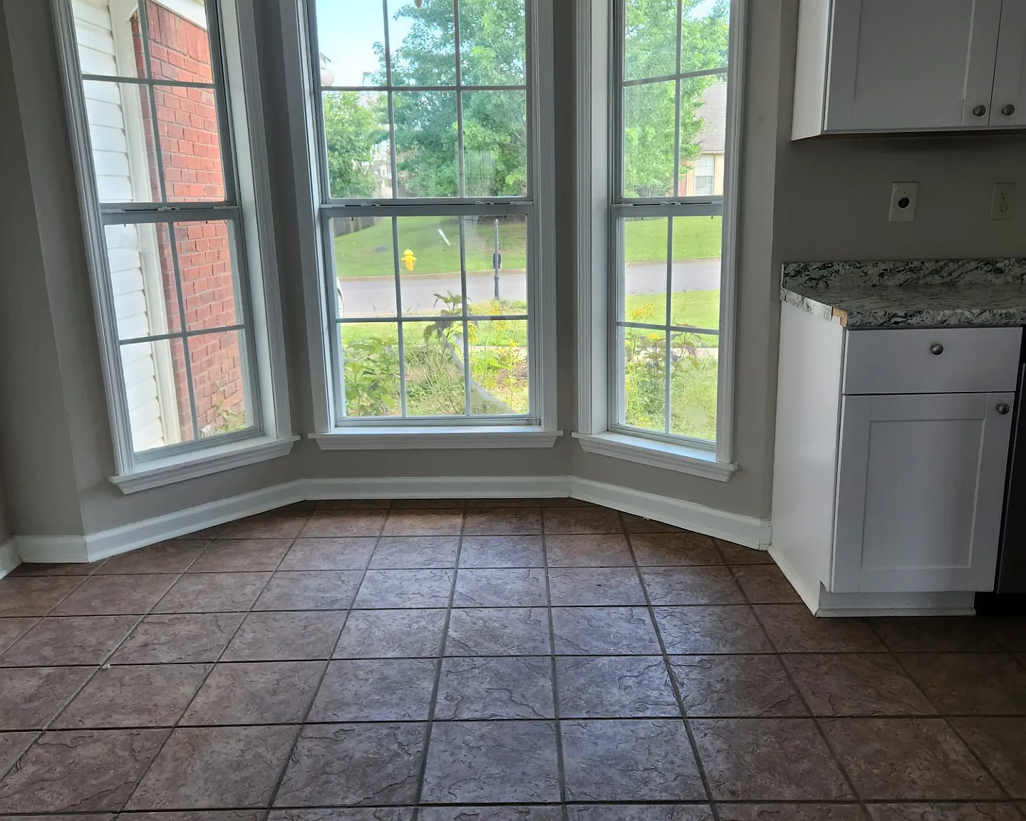 146 Garden Terrace Dr — Photo 4