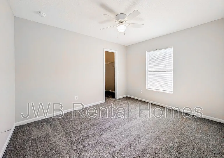 4373 Melissa Ct W — Photo 7