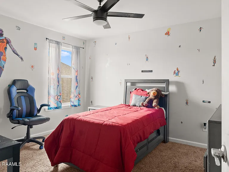 203 S Lakepointe Dr — Photo 23