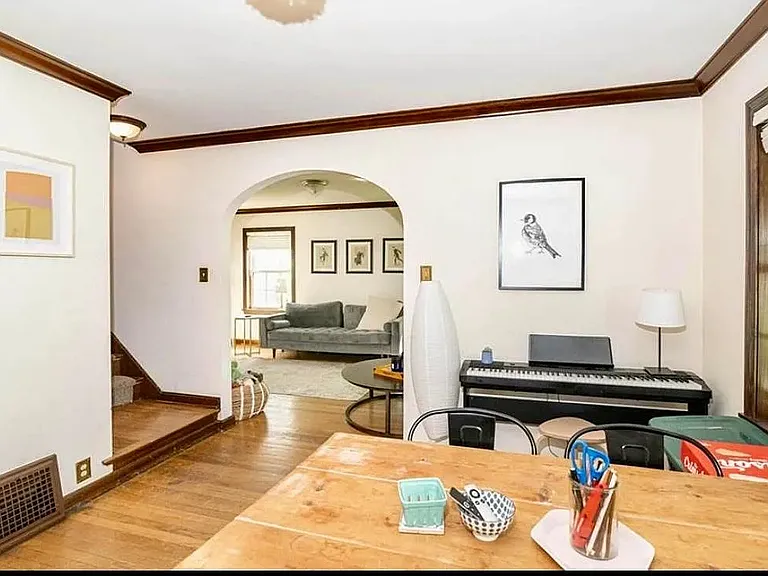 1514 Kessler Boulevard East Dr — Photo 5