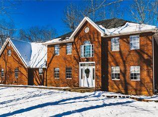 330 Northlake Dr, Vincent, OH 45784