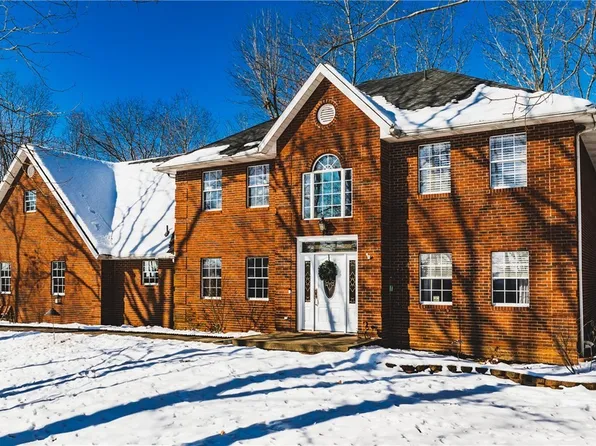 330 Northlake Dr, Vincent, OH 45784