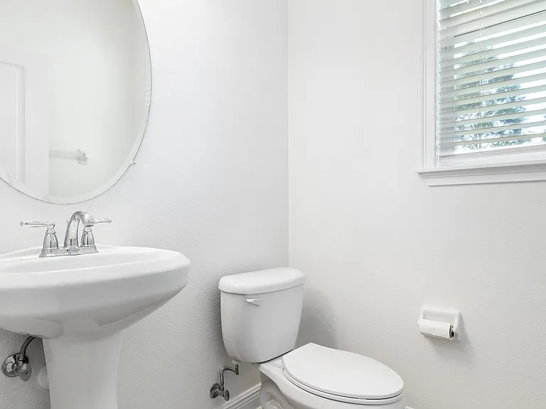 2806 Sanders Dr — Photo 29