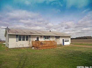 479 Peter Scott Rd, Pennellville, NY 13132