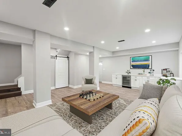 2814 Rhode Island Ave NE, Washington, DC 20018