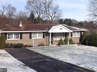 15 Low Rd, Pottsville, PA 17901