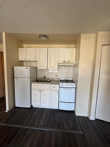 125 Granfield Ave Photo 1