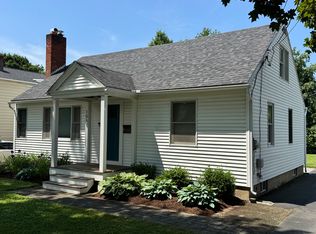 1069 Pine St, Burlington, VT 05401