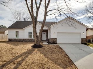 6331 Bent Oak Ln, Memphis, TN 38115