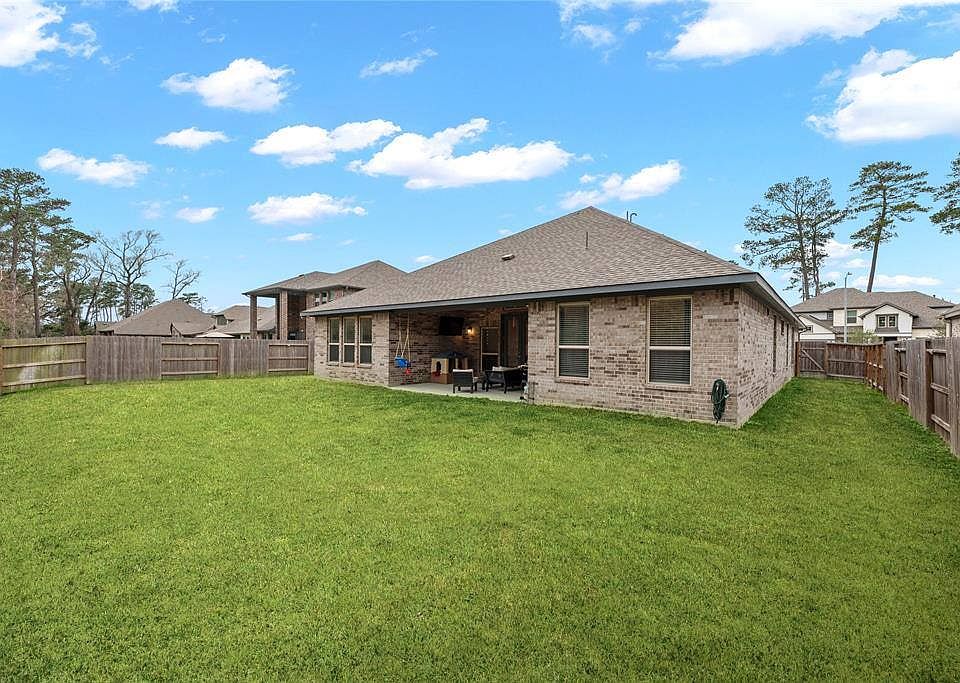 2nd image of 13431 Wedgewood Thicket Way