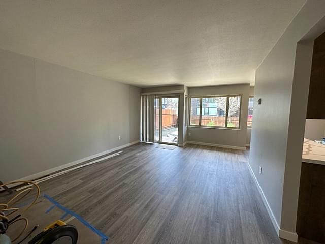 1st image of 2362 Franklin Ave E APT 101