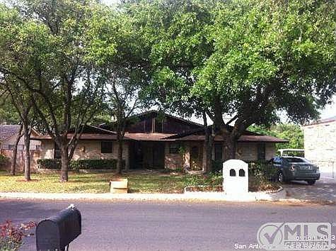 3rd image of 305 W Silver Sands Dr #305