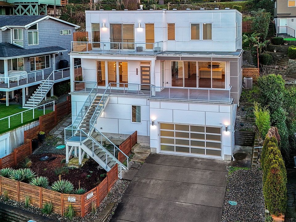 1st image of 6720 Soundview Drive NE