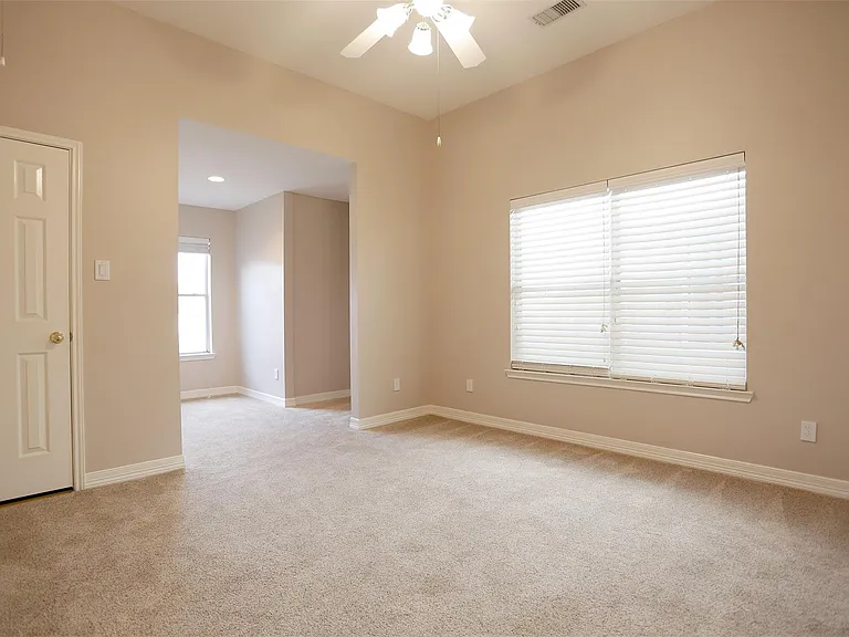 5110 Floyd St — Photo 10