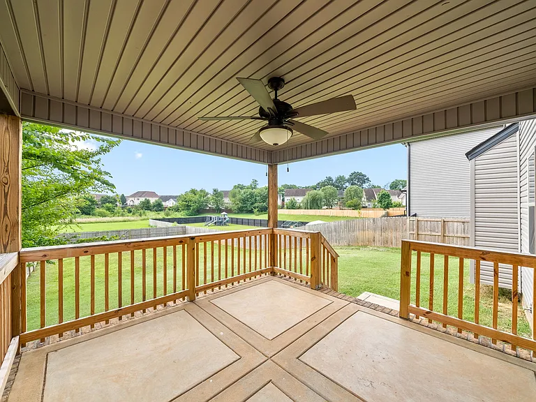 3482 Southwood Dr — Photo 27