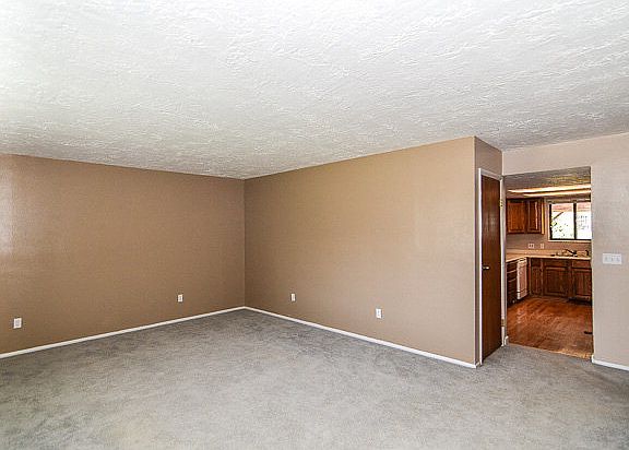 5th image of 1971 E Alturas Cir