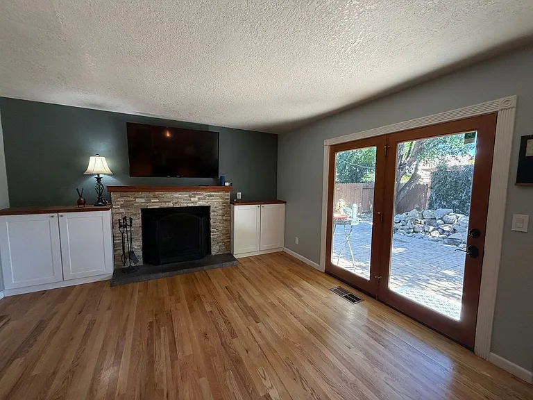 3113 Sweet Clover St — Photo 1