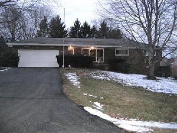 1st image of 174 Shamokin Dr