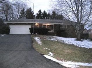174 Shamokin Dr, Akron, OH 44319