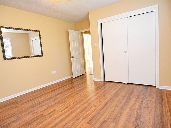4th image of 123 J Davis Ct