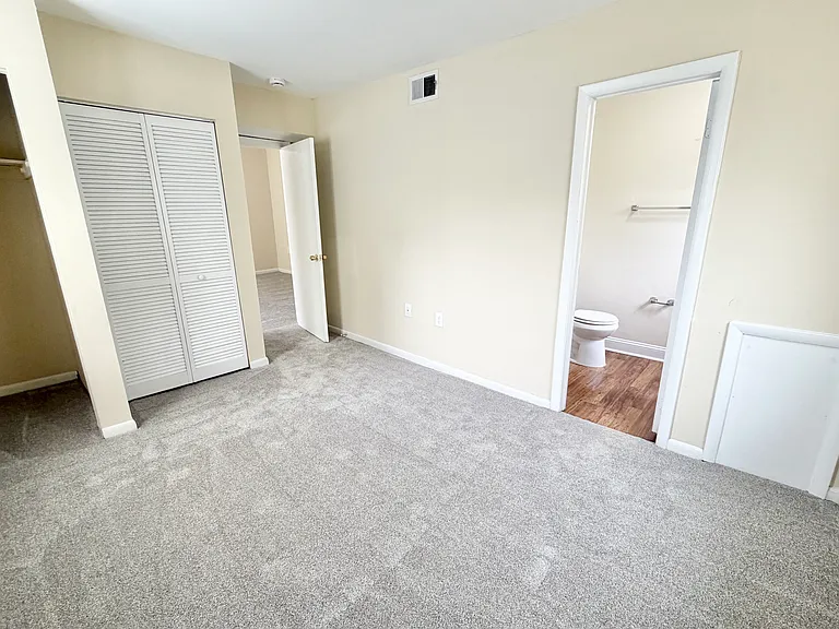 4912 Nash St NE #6 — Photo 12