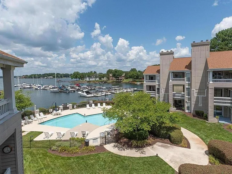 18823 Vineyard Point Ln #3 — Photo 28