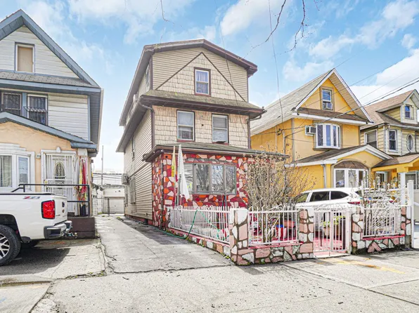 181-16 93rd Avenue, Hollis, NY 11423