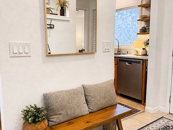 4th image of 7751 Mayfair Dr #3