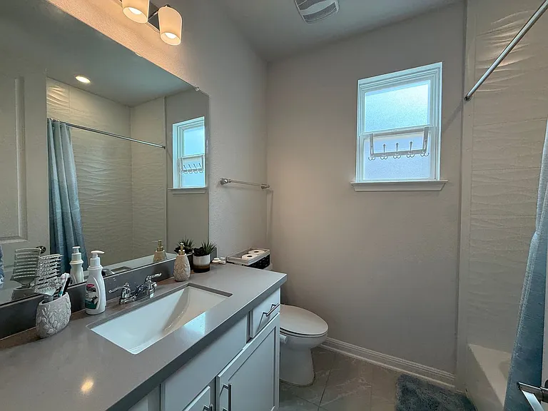 437 Leeward Pass — Photo 24