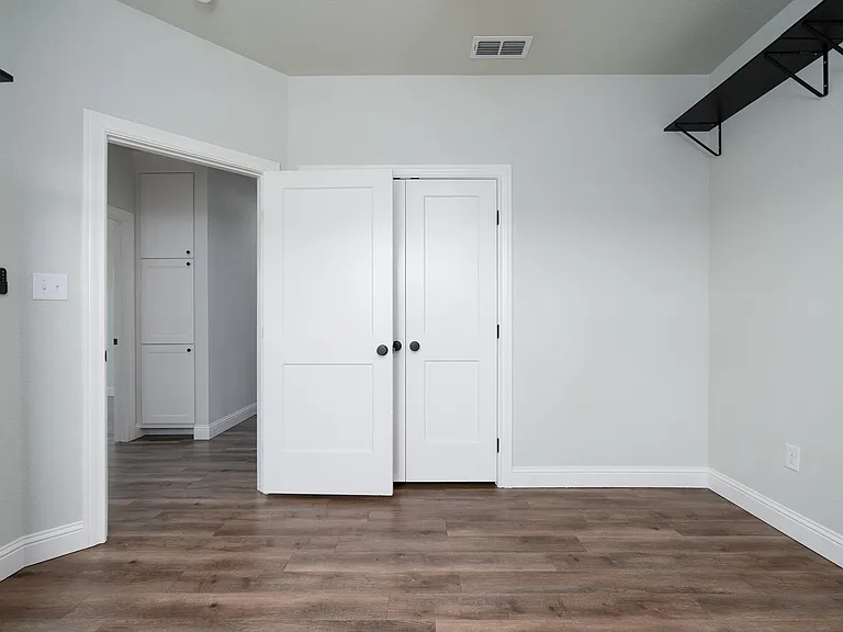 133 Bell St — Photo 36