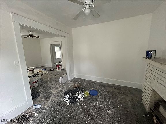 5th image of 10616 Everton Ave