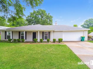 310 Longmeadow Dr, Ridgeland, MS 39157