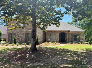 318 Cumberland Rd, Fairhope, AL 36532